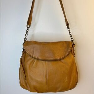 Margot New York Tan Leather Crossbody Bag‎ Foldover Zip Flap Antique Brass Chain